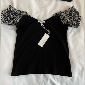 heartloom black top